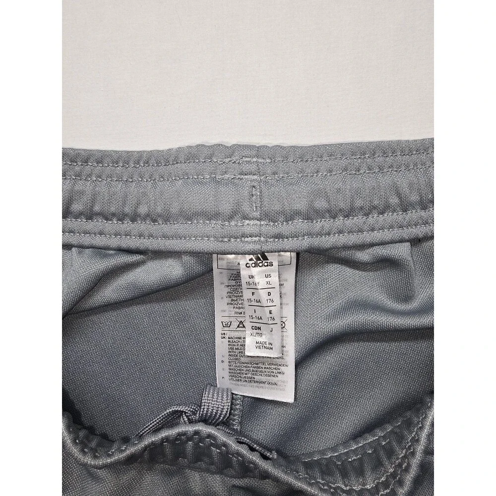 Adidas Kids Gray Joggers with White Accents Size XL-Y